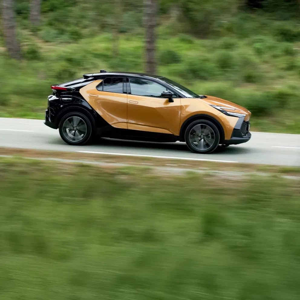 kooijman toyota c-hr mobiel