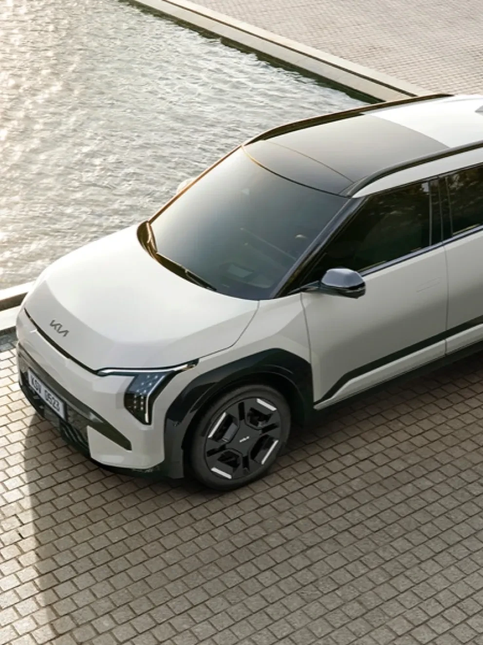 kia ev3 nu te bestellen in de showroom bij kooijman autogroep