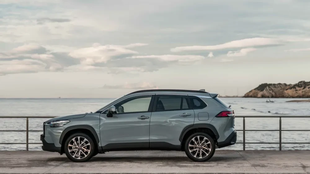 corolla cross kooijman autogroep